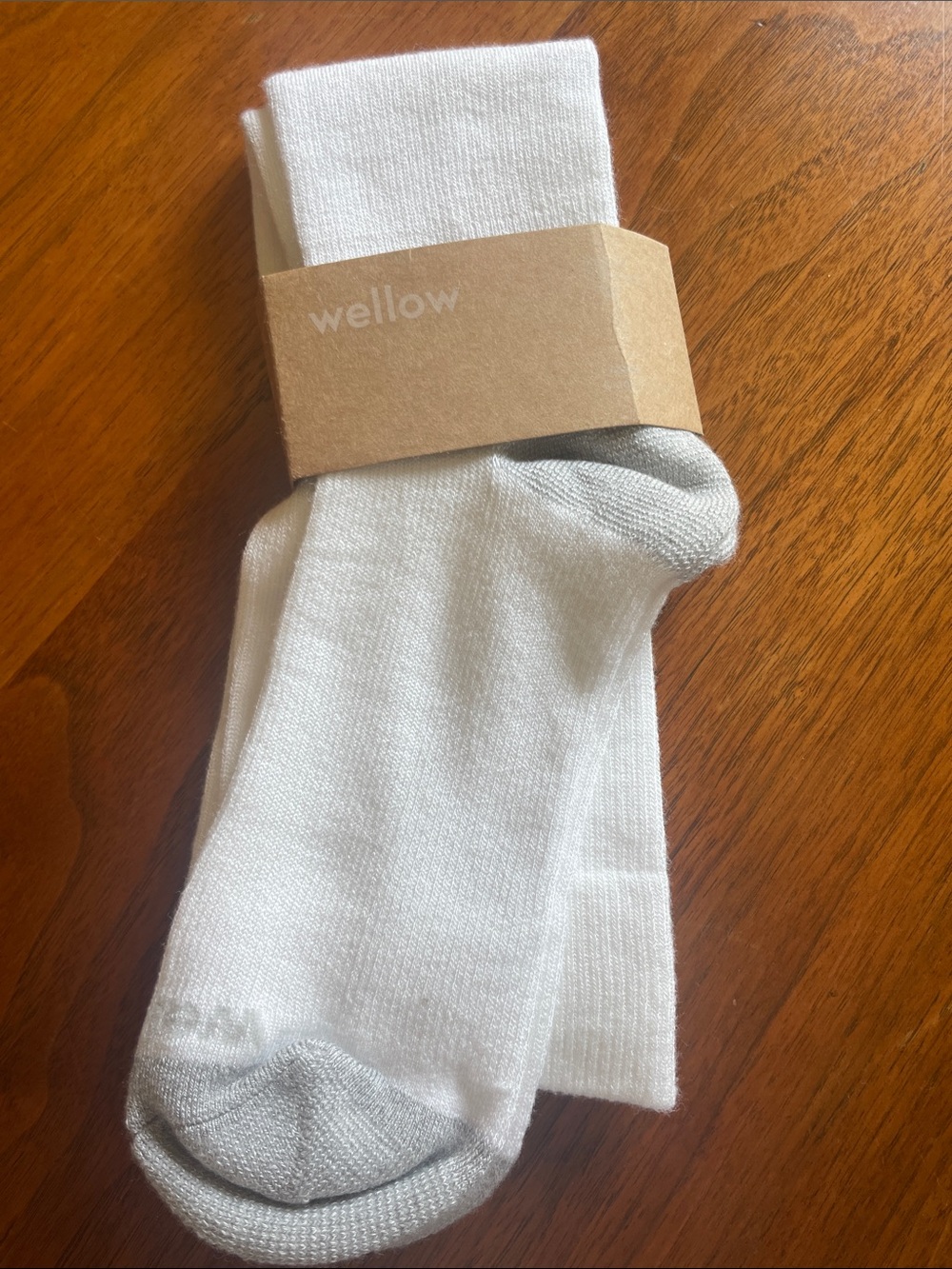 Wellow White Crew Socks with Gray Reinforced Toe